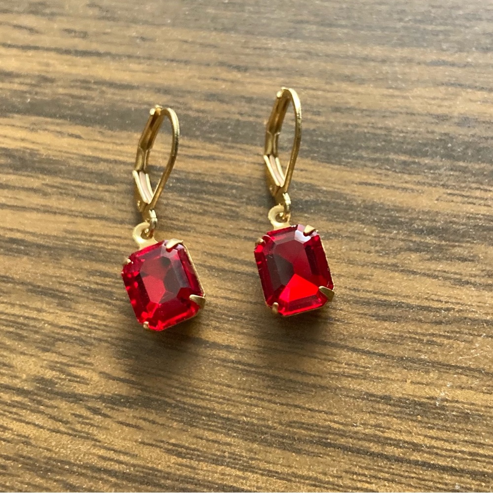 Vintage red octagon rhinestone earring set new